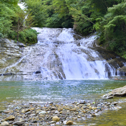 粟又の滝のイメージ画像
