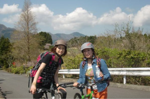 【箱根仙石原・MTB】初心者にもおすすめ！ディープフォレストクルージングプランの様子がわかるメイン写真