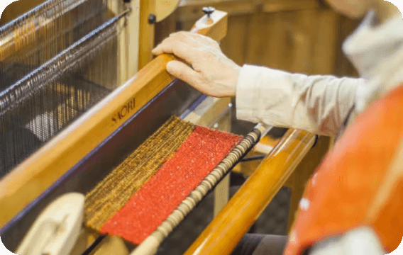 400本の糸からランチョンマット作成体験のイメージ画像