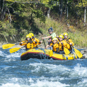 ラフティングツアー