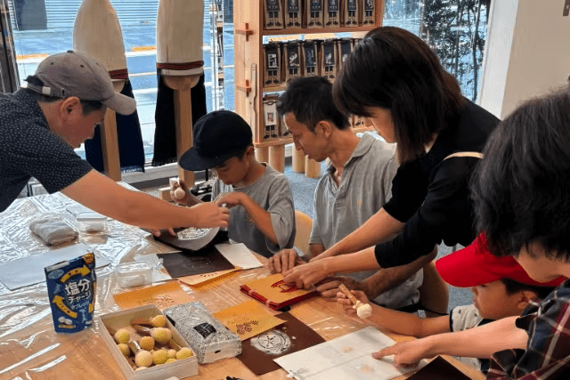 前掛け職人ごっこ体験